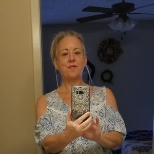 Meet your Posher, Myra